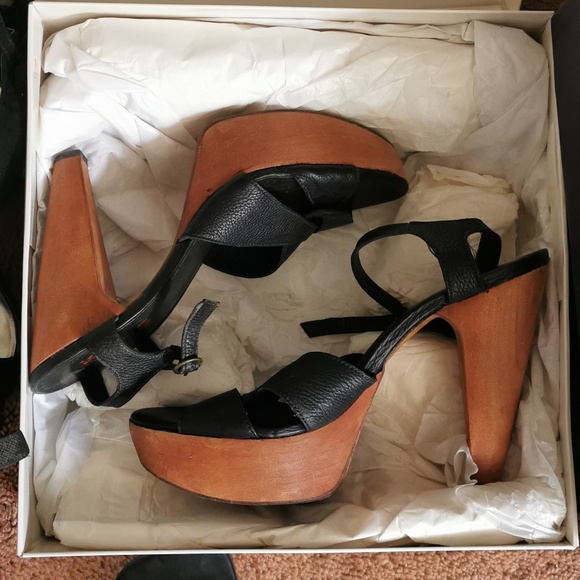 Michael Kors shoes - Picture 5 of 6